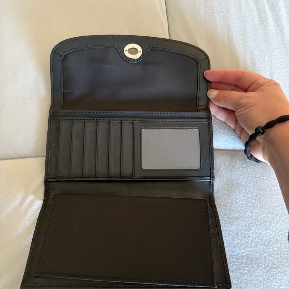 Coach Black Signature Pattern Wallet - Picture 4 of 7